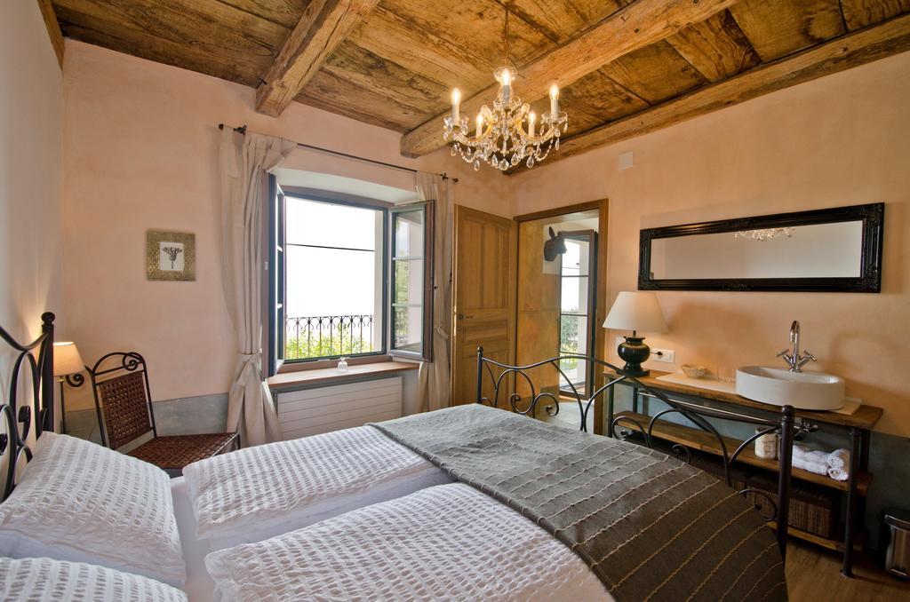 Case Di Sotto, House & Breakfast Muralto Habitación foto